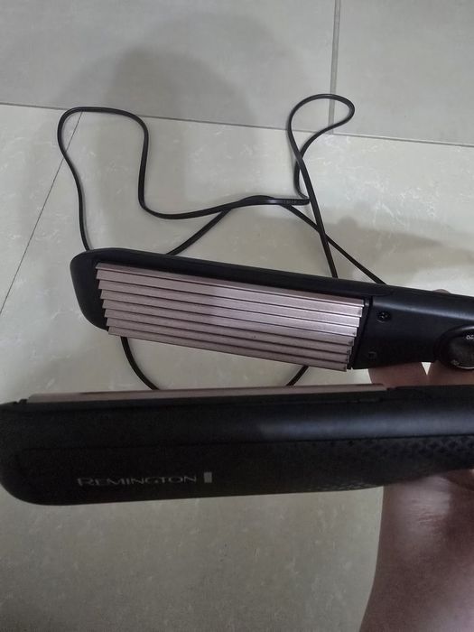 Placă de creponat părul