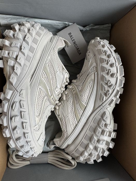 Balenciaga Bounce Defender – mărimea 38, culoare bej