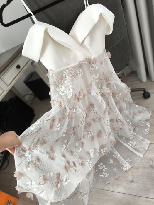 Rochie Asos deosebite mărimea 38