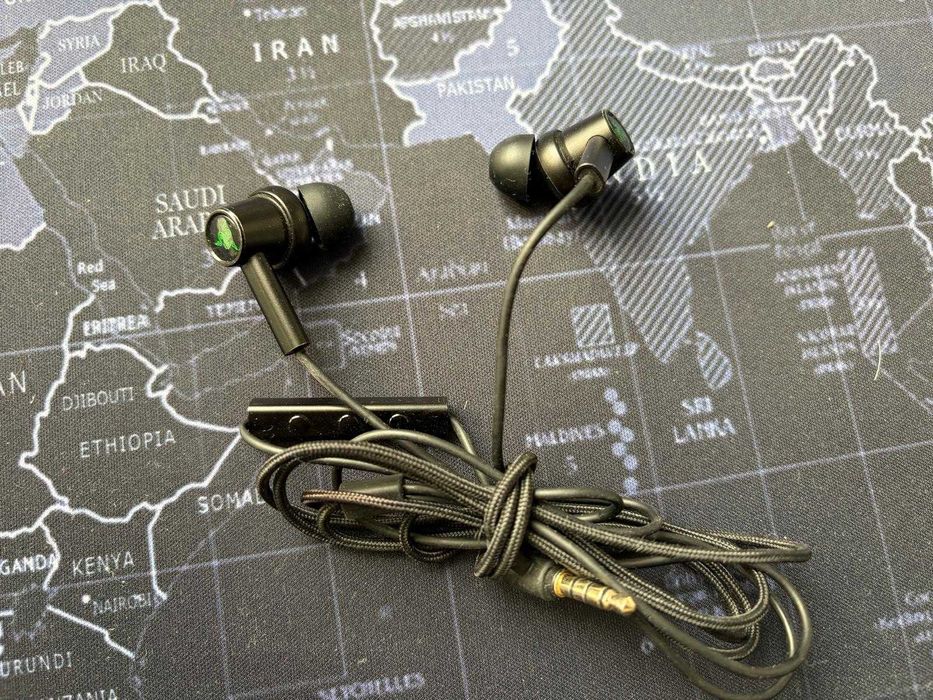 Laptop Gaming MSI GP76 i7 RTX 3070 + Accesorii (Mouse, Căști, Cooler)