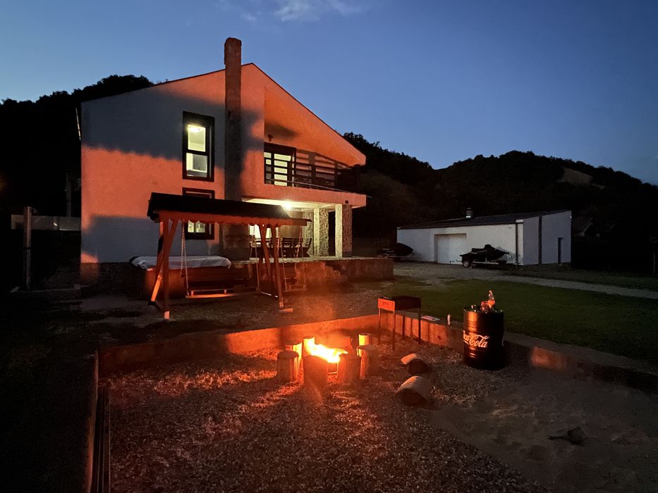 Divici camere Clisura Dunării Cazare cu piscină, ponton | Wi-Fi, AC, grătar