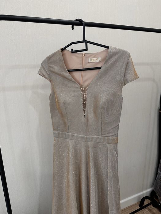 Платье вечрнее.