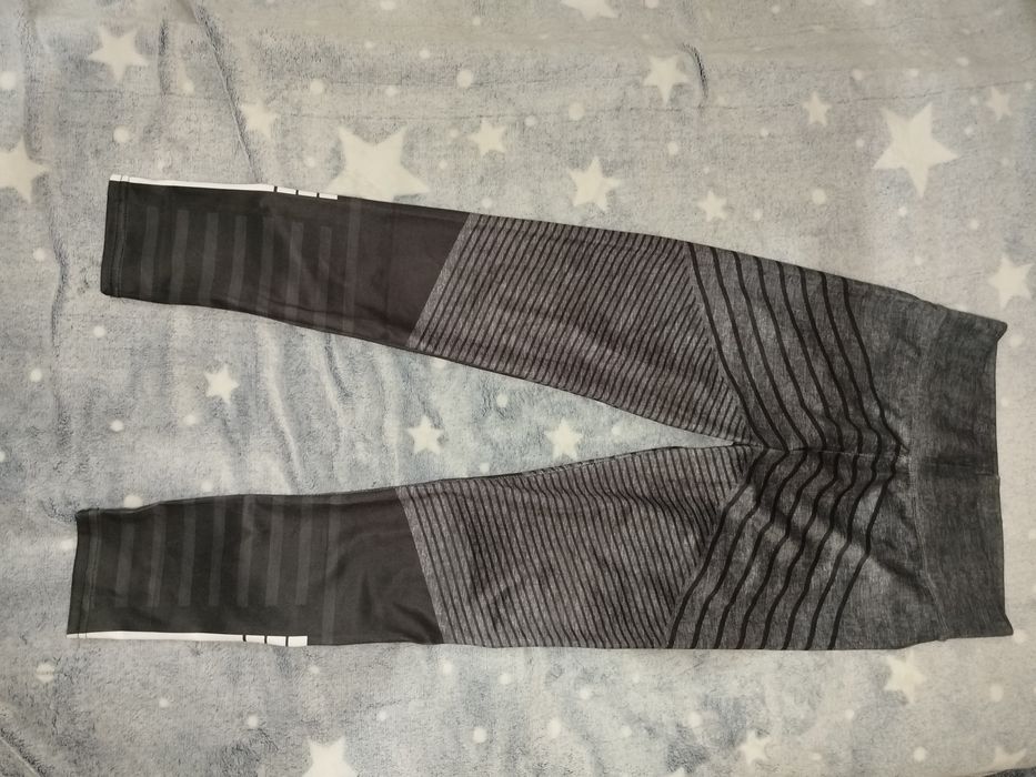 Джинсы рванки ! Классные рр 50