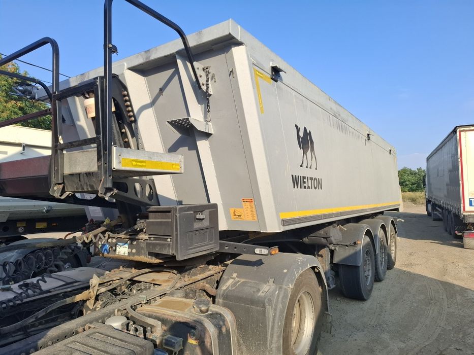 Semiremorca basculabila weilton 26 mc, an 2021,