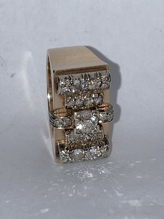 Inel Tank aur cu diamante 1.36ct