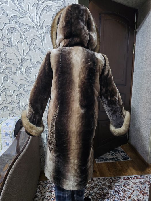 Шуба из натурального меха Камелия
