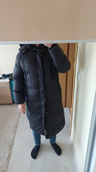 Geaca lungă cu glugă ! Modernă! Buzunare lungi!