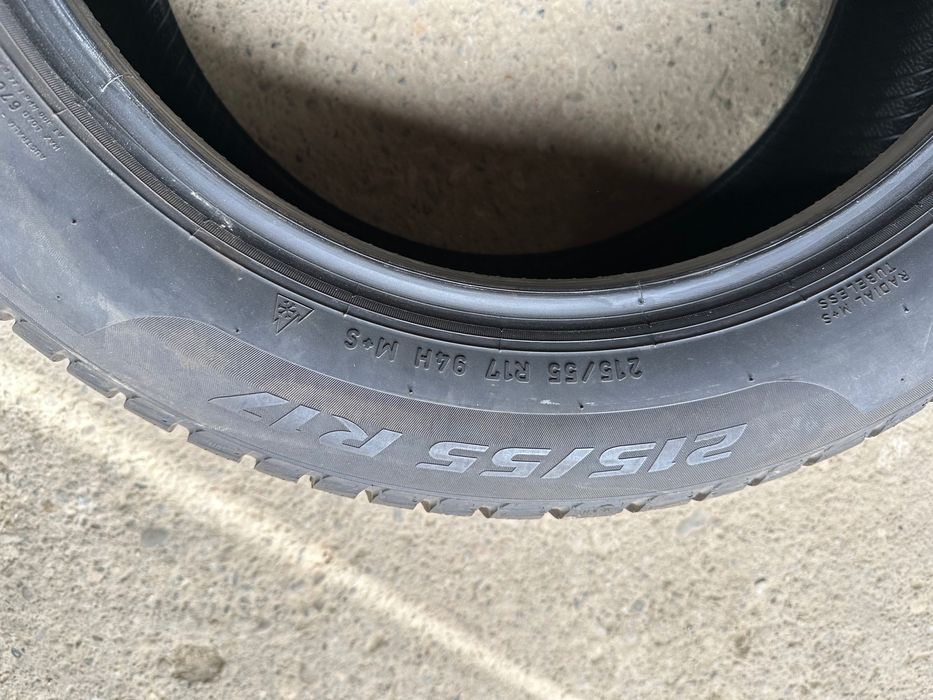 Anvelope de Iarna Pirelli 215/55R17 94H