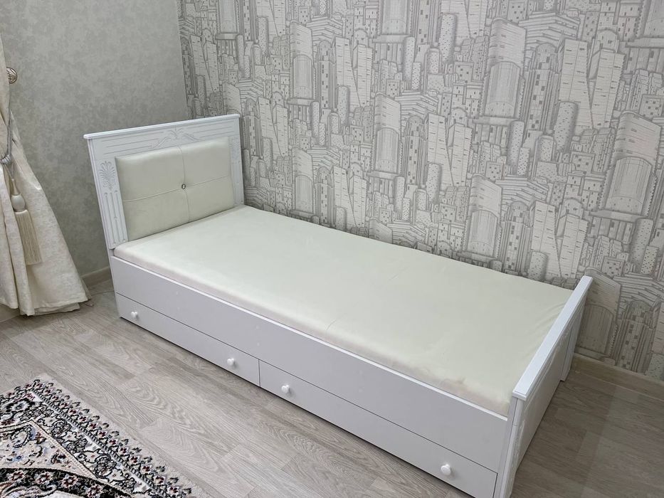 двух яростное крават