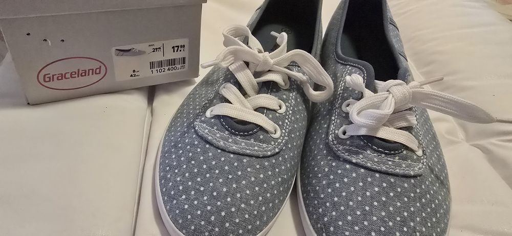 Дамски еспадрили