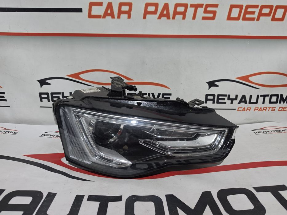 Far dreapta bixenon led Audi A5 Facelift dupa 2012 cod 8T0941044C