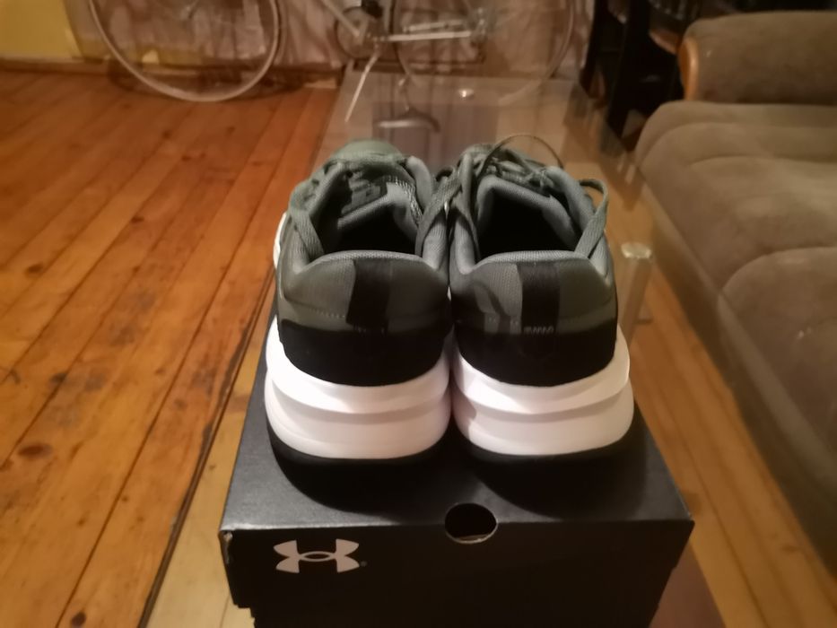 Маратонки Under Armour (Чисто нови)
