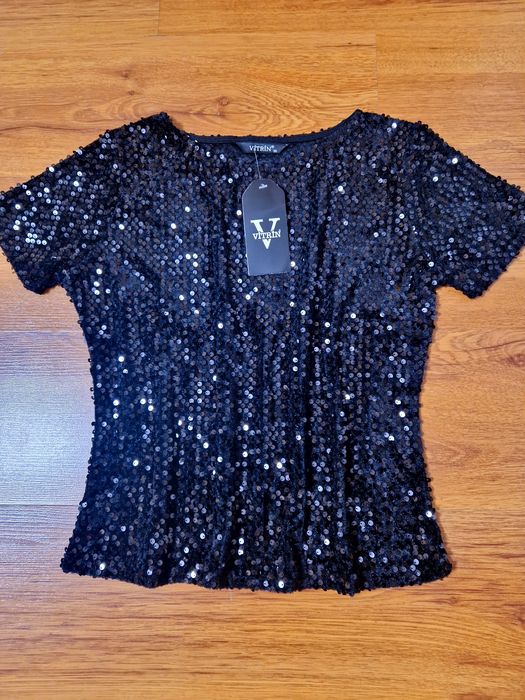 Блузка със пайети,размер С