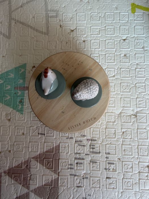 Играчки little dutch- дървени влакче и музикална кутия