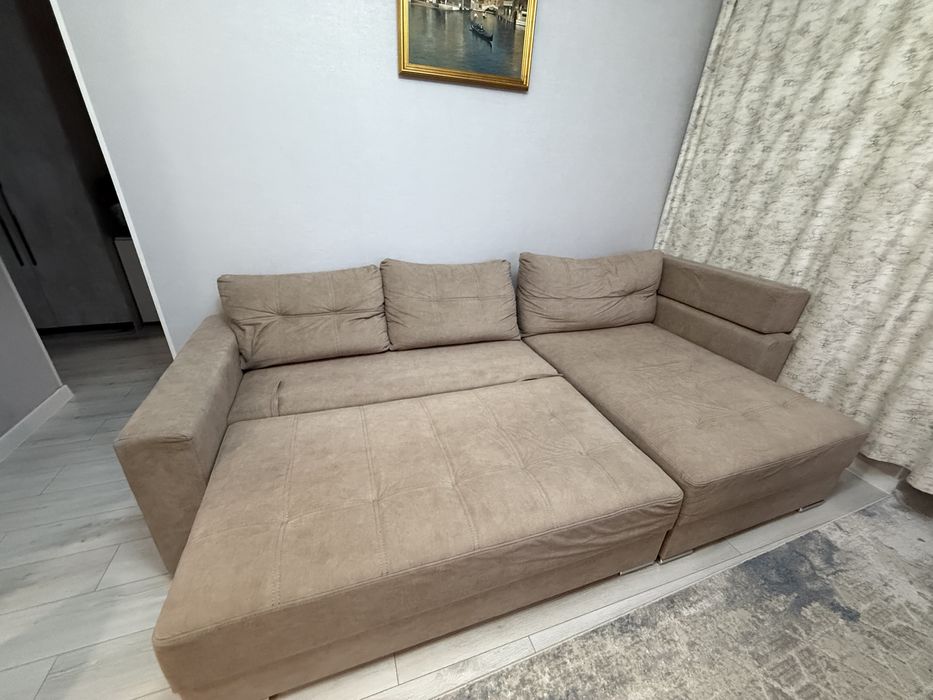 Диван угловой коричневый