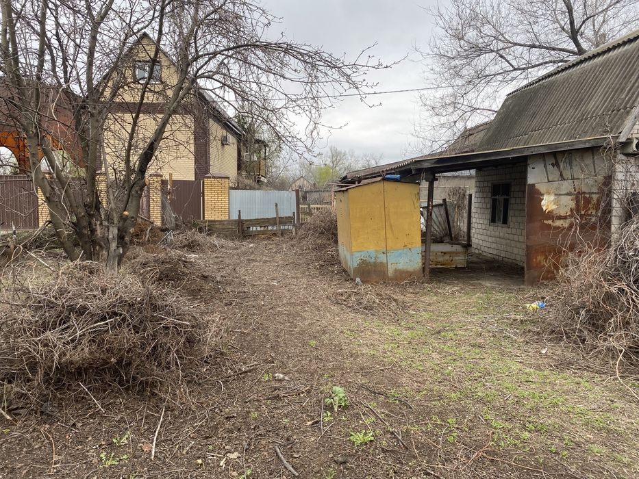 Дачный участок с домиком