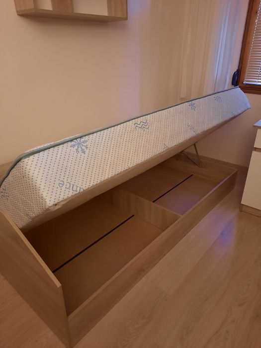 Единично легло с ракла и матрак
