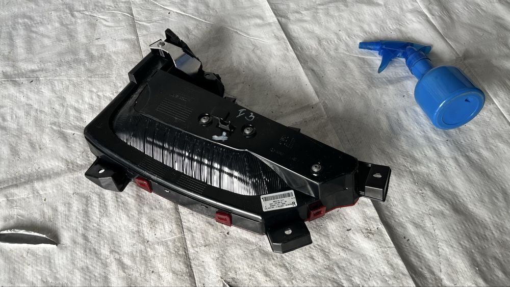 Ляв и десен стоп BMW i3 (2013-2022)