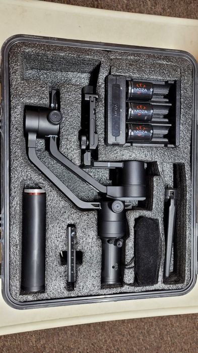 Стабилизатор для камерыMoza Air Cross