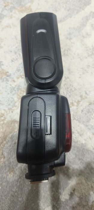 Вспышка для фотоаппарата