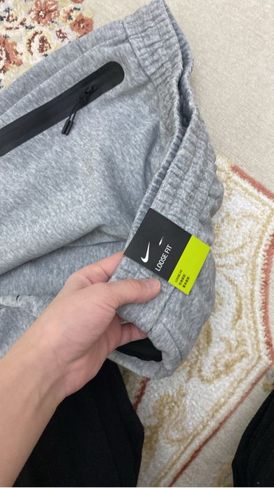 Продам одежду nike tech fleece
