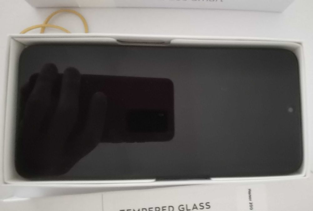 Honor 200 Smart + протектор