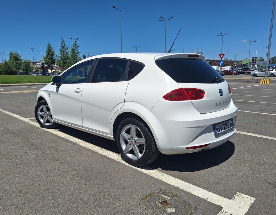 SEAT Leon 2011 — imagine 5