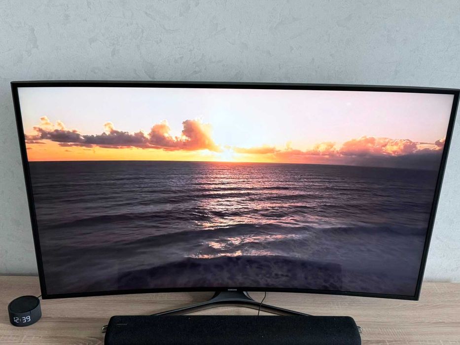 Телевизор Samsung 55 дюймов