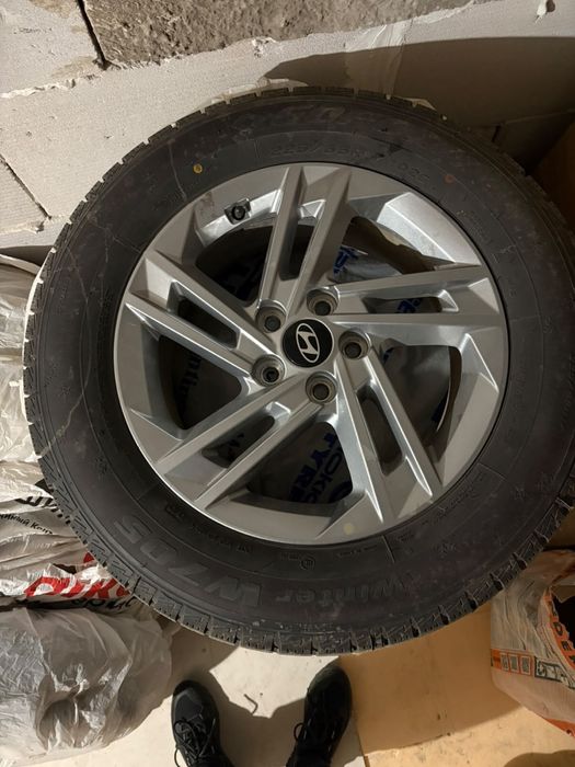 225/65R17 шина полный комплект