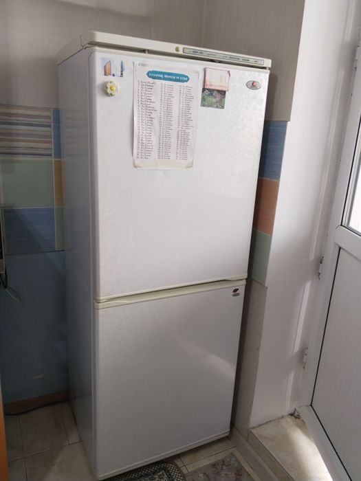 Продается холодильник