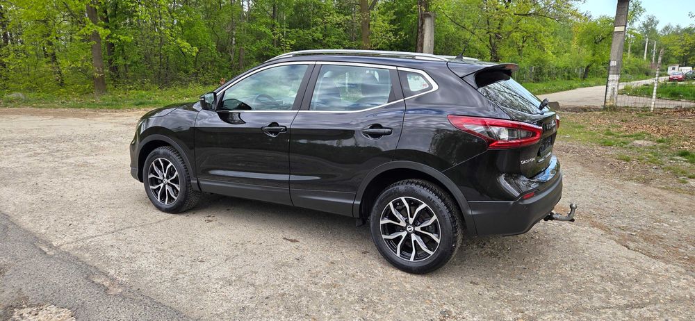 Nissan Quashqai-1.3 TCe, *4x2*