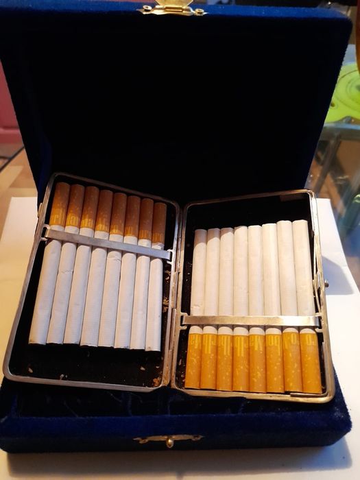 Серебряный портсигар