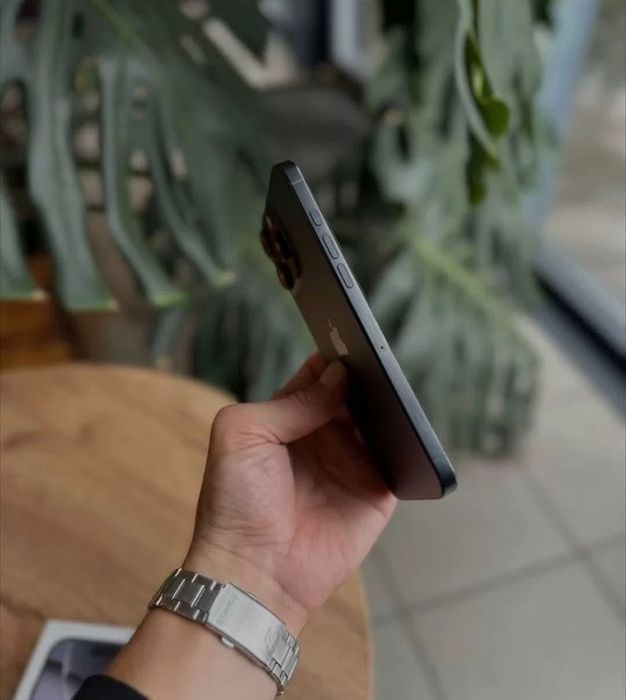 Айфон 16 Pro на 128