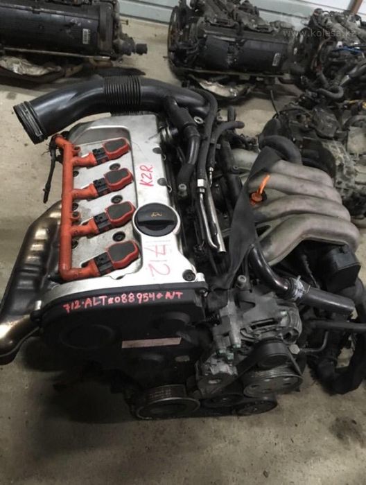 Ауди А4 ALT 2л Двигатель