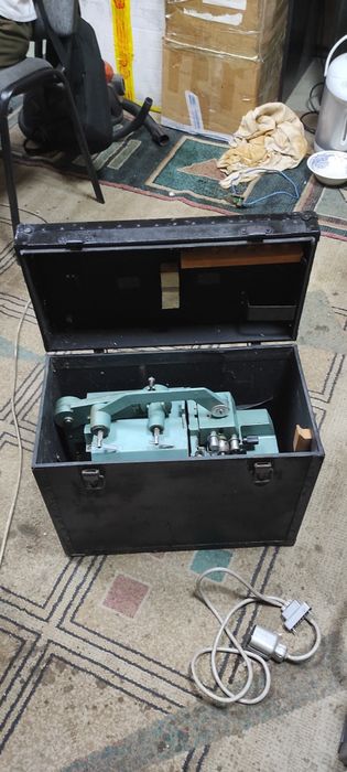 Проектор Киноустановка Украина 5