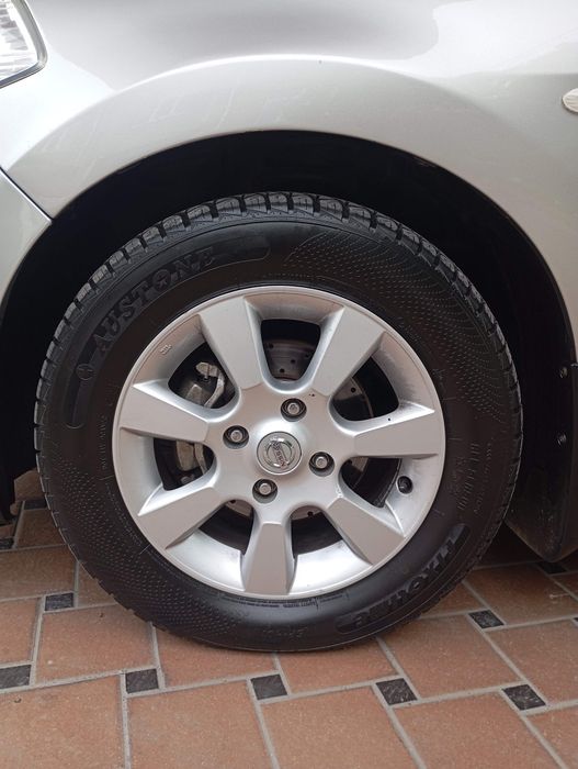 Nissan Tiida SE  Japan