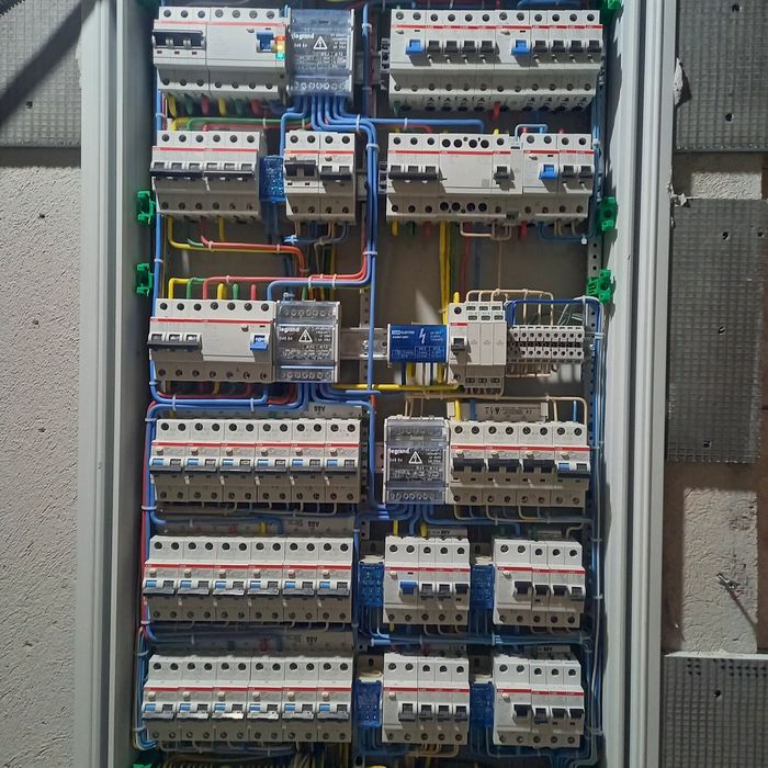 Электрик срочные работы