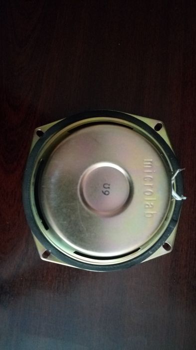 Продам сабвуфер хороший