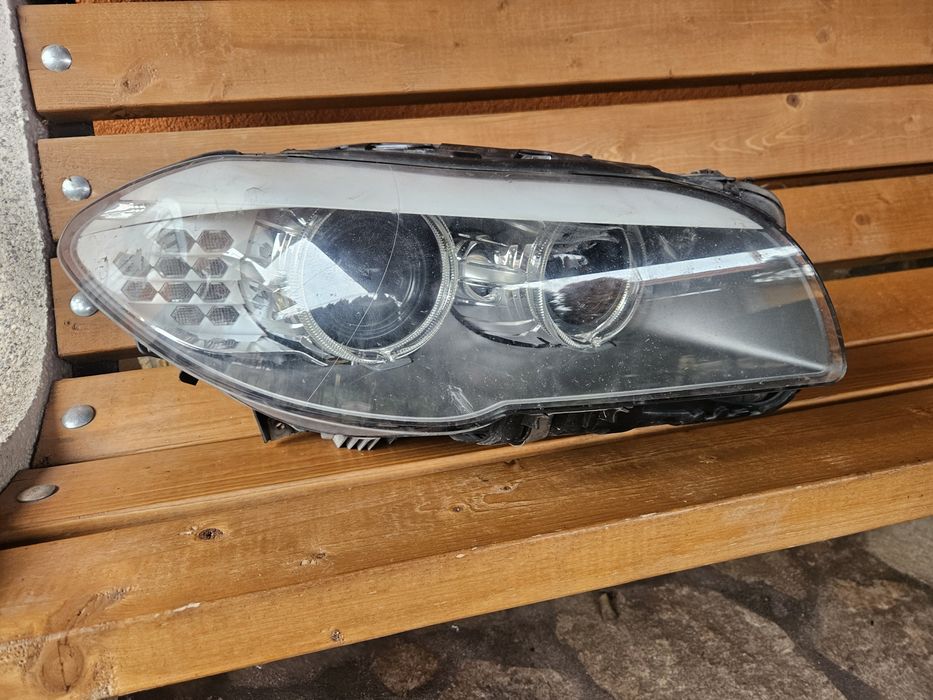 Десен ксенонов фар за Bmw F10 F11