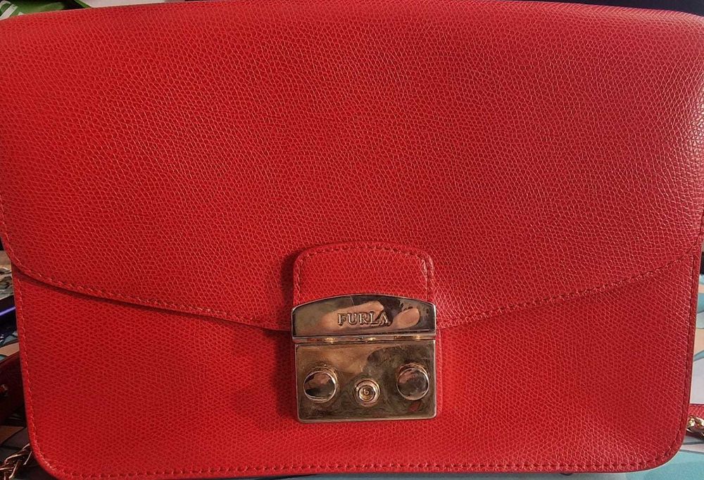 Geanta Furla Metropolis red