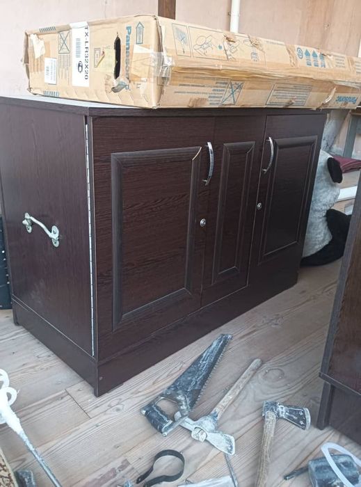 ЯНГИ Сандиқ жавонли