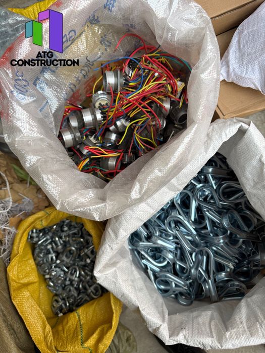 Запчасти для фасадных люлек ZLP-630, в широком ассортименте, в наличии