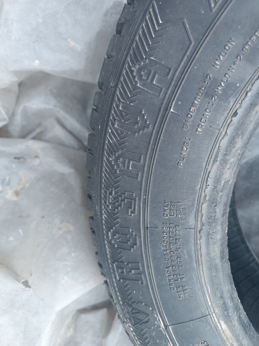 Продам резину всесизонку
