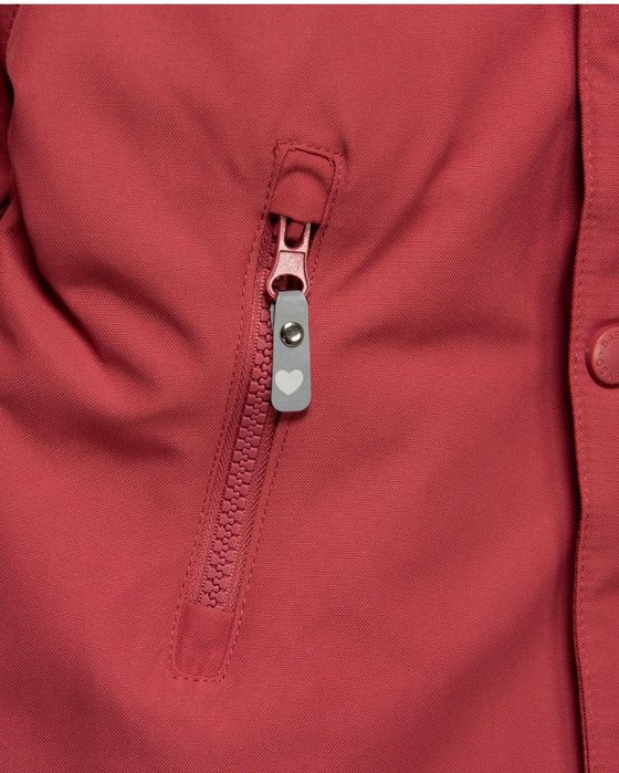 Продам комбинезон для девочки