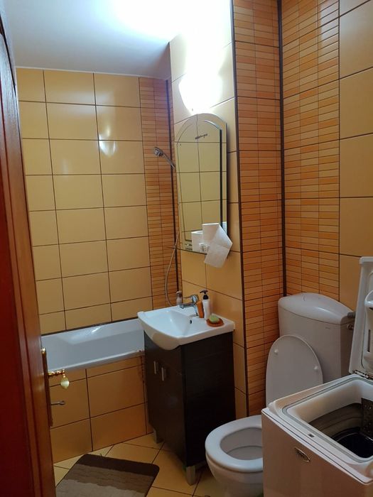 Apartament 2 camere de închiriat