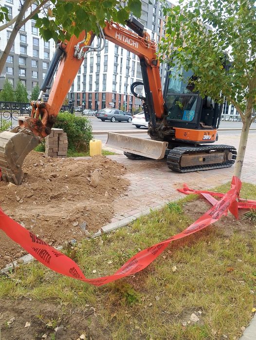 Аренда мини-экскаватора, услуги миника гидромолотом