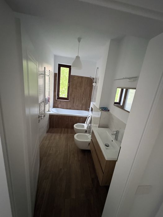 Inchiriez ap 2 camere