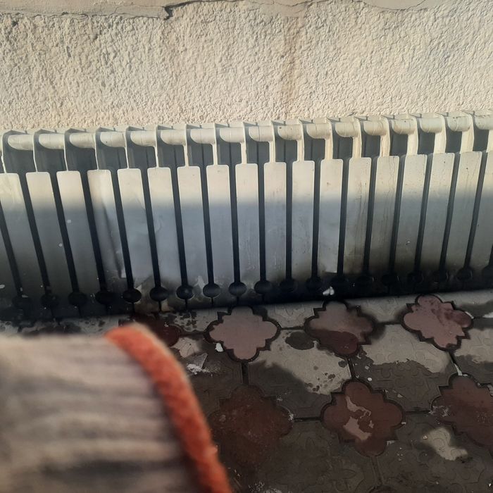 Батарея. Радиатор отопления. Бимитал.