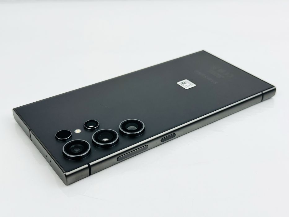 Samsung Galaxy S24 Ultra 5G 256GB Titanium Black Перфектен! Гаранция!