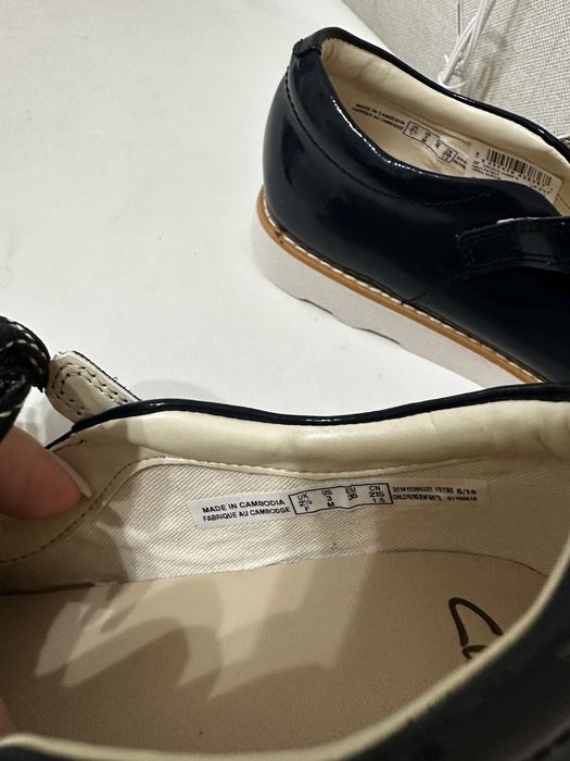 Туфли школьные новые